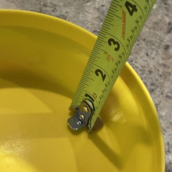 Tupperware Vintage 1970s Harvest Yellow Seal 'n Serve Bowl 1253-8 No Lid - Picture 9 of 9